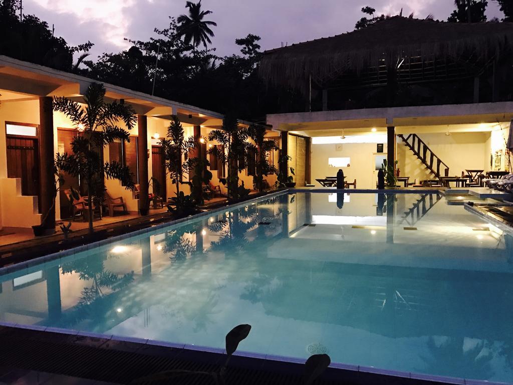 Holaa Mirissa Hotel Bagian luar foto